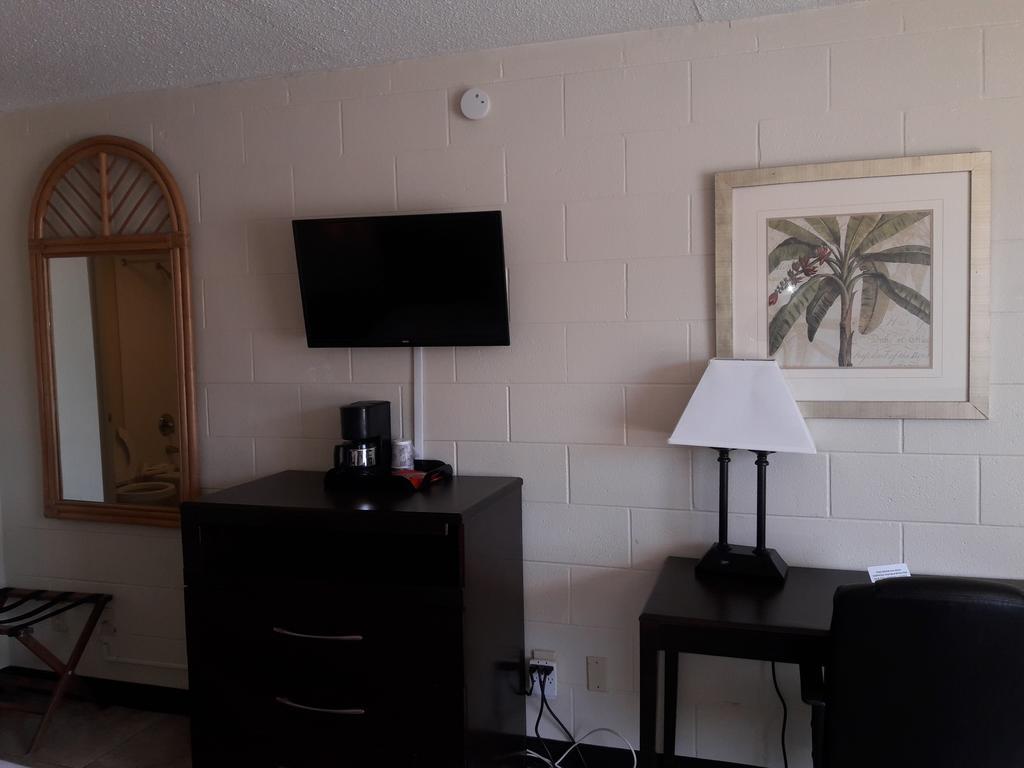 American Quality Lodge Panama City Bagian luar foto