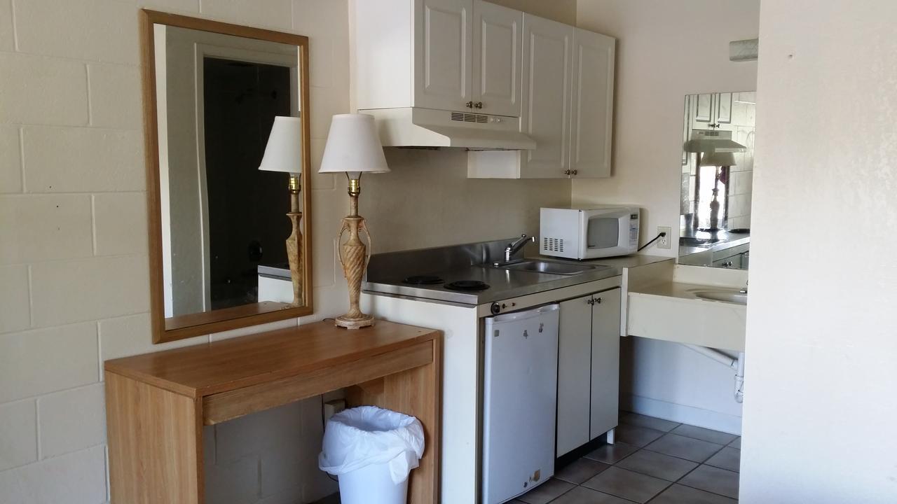 American Quality Lodge Panama City Bagian luar foto