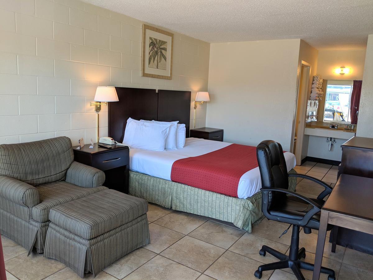 American Quality Lodge Panama City Bagian luar foto