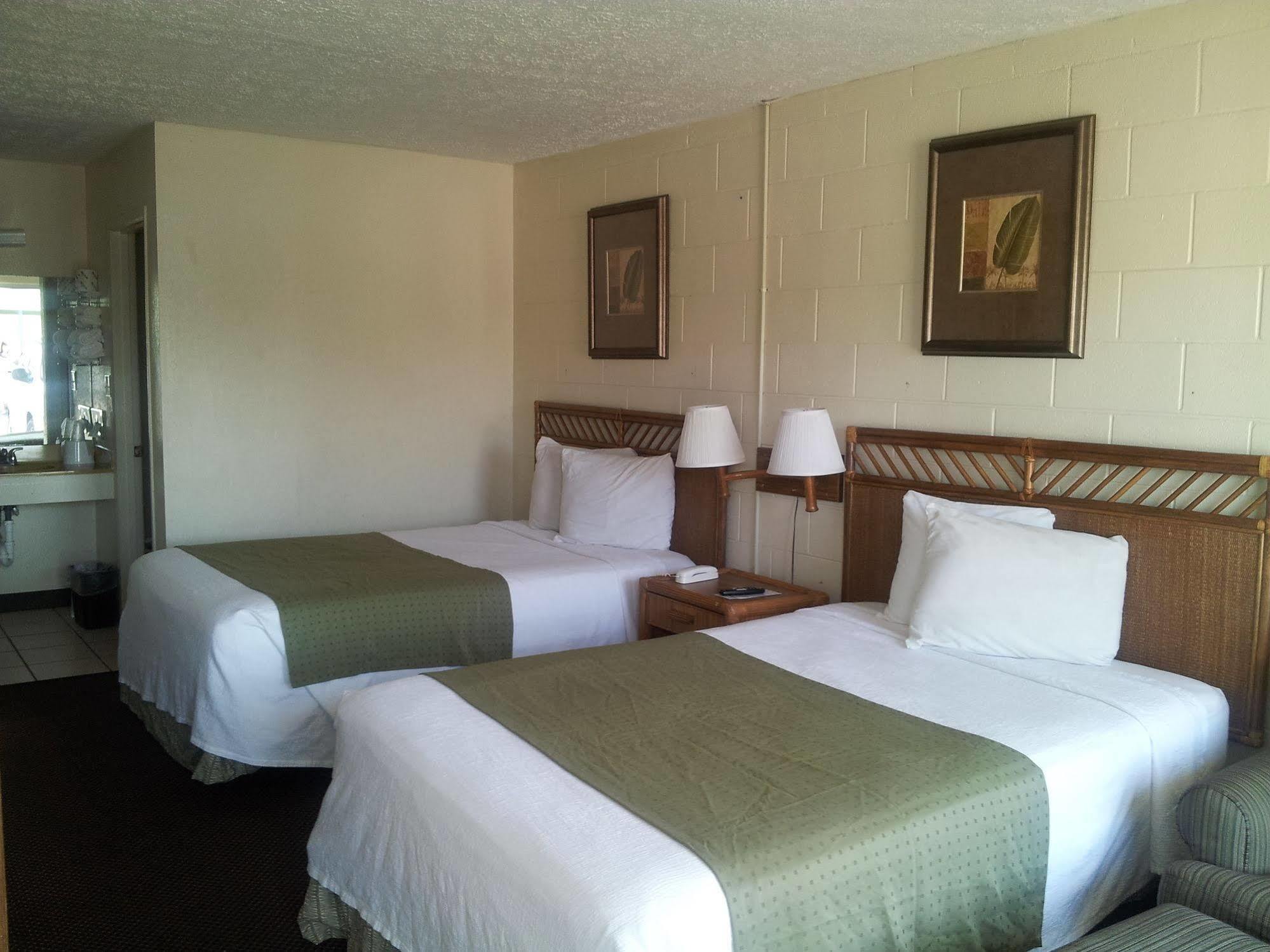 American Quality Lodge Panama City Bagian luar foto