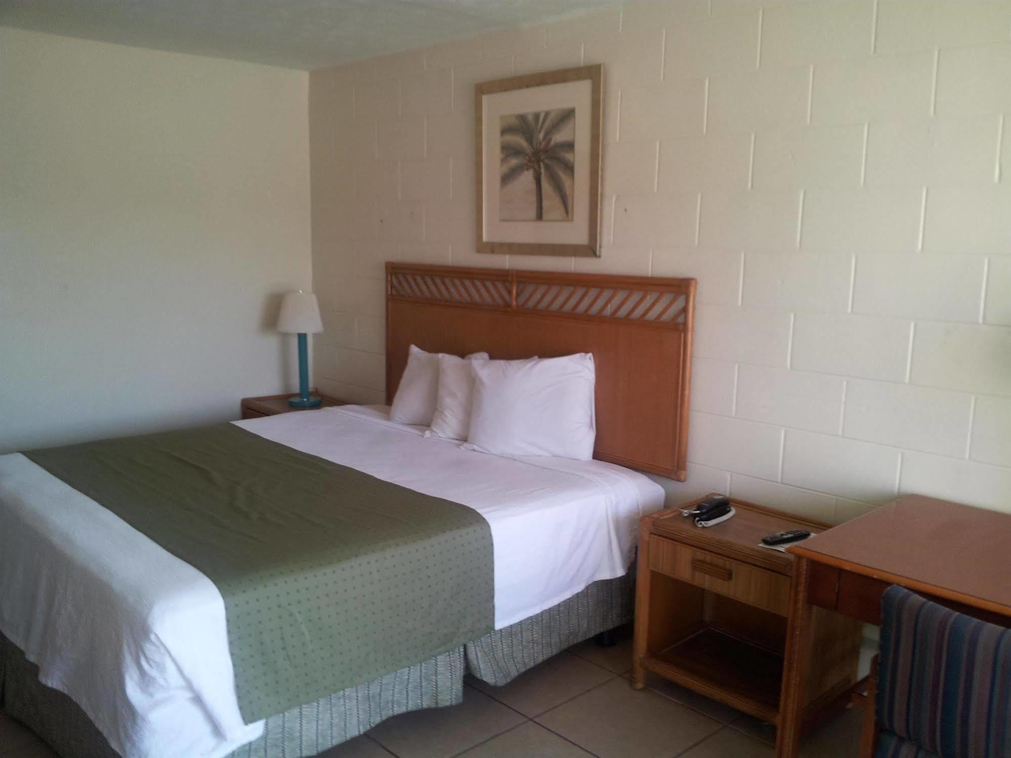 American Quality Lodge Panama City Bagian luar foto